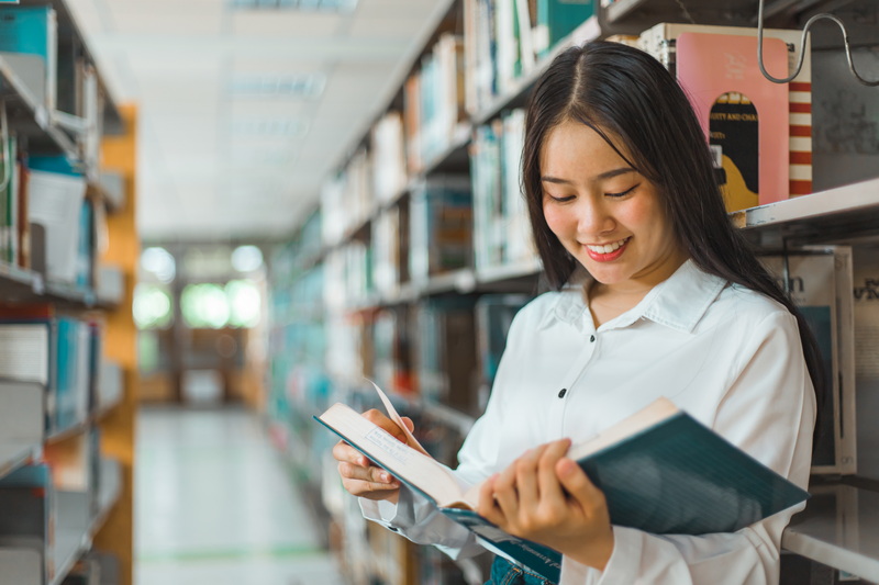 Sertifikasi Kompetensi Pelaksanaan Pengembangan Koleksi Perpustakaan by BNSP